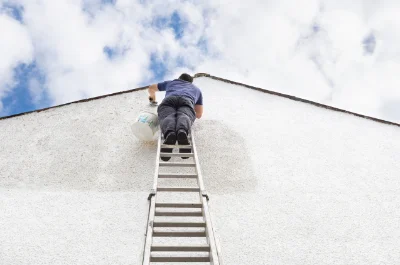 Peinture extérieure à Mourèze — façades et ravalement